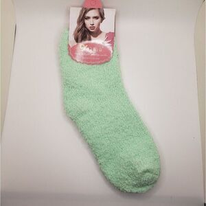 𝅺mint green soft snuggly cozy socks